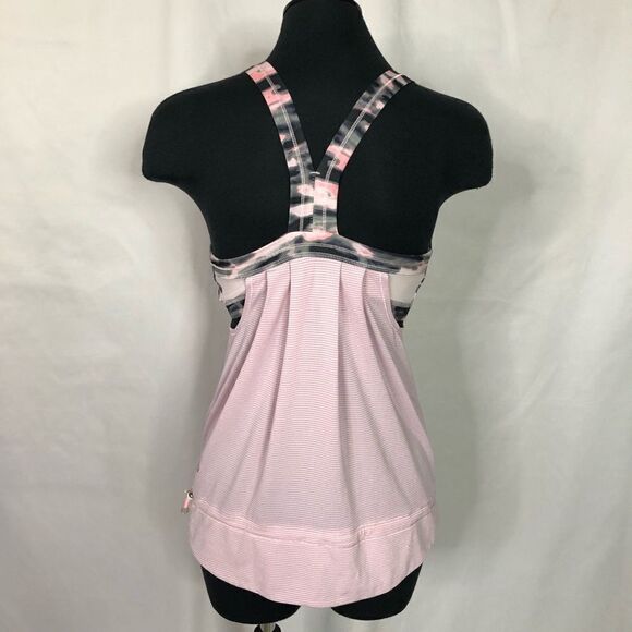 LuluLemon No Limits Tank - Women’s 6 - Picture 3 of 7